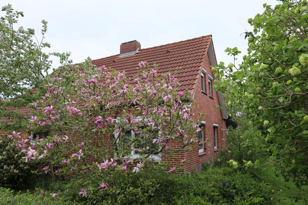 Haus Flieder Villa Krummhörn Kültér fotó